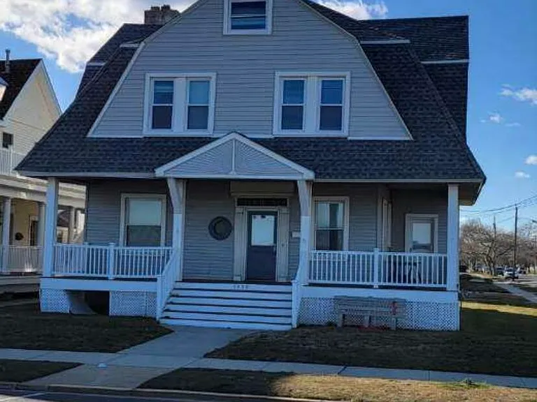1100 Ocean Ave — Photo 5