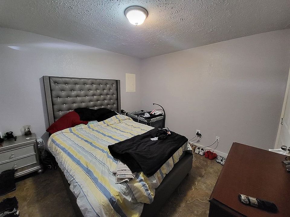 2nd image of 111 Whitfield St