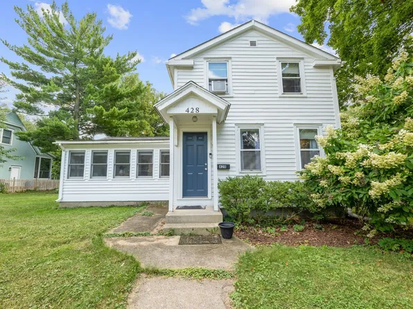 428 Ford St, Geneva, IL 60134
