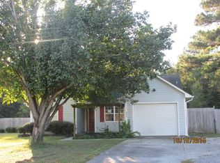 455 Riggs Rd, Hubert, NC 28539