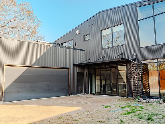 3rd image of 4770 Iberia Ave #500