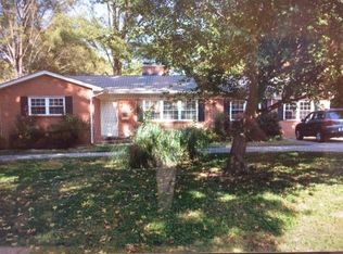 1301 Holmes Dr, Charlotte, NC 28209