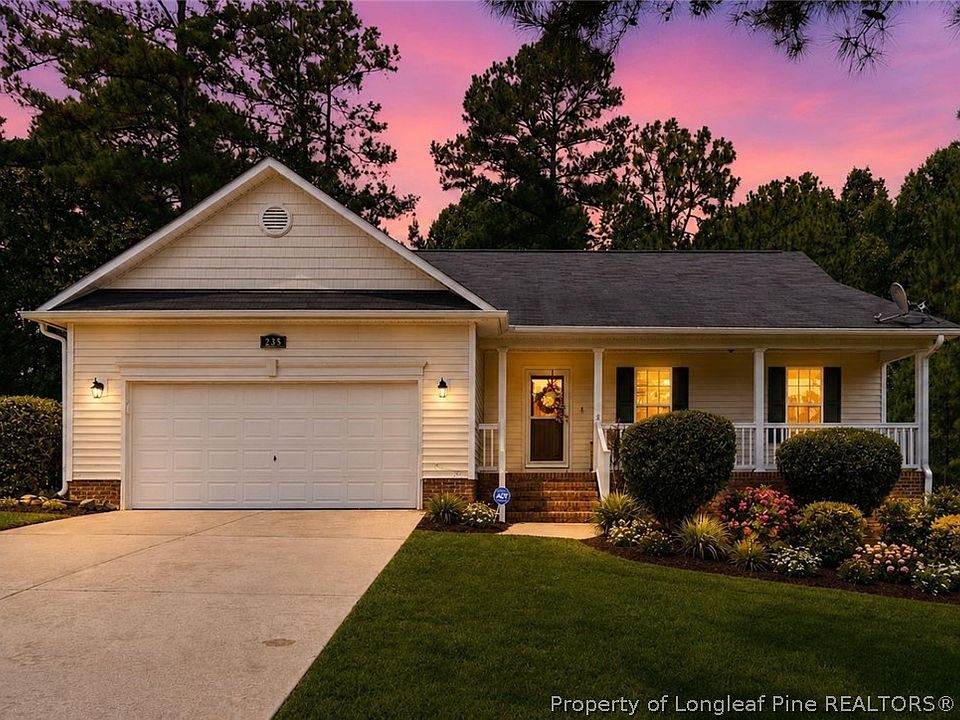 1st image of 235 Cobblestone Dr