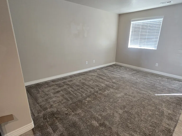 2340 S Knights Way — Photo 3