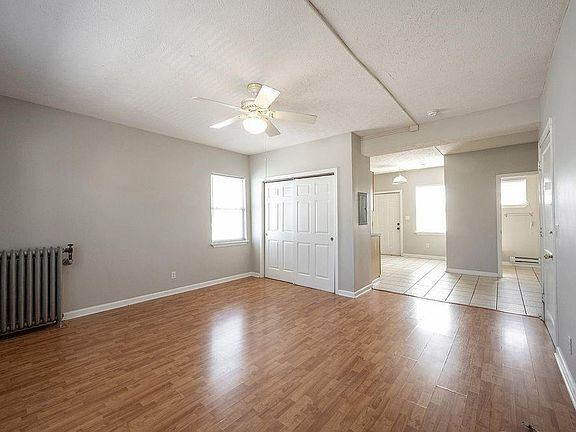 5th image of 1527 S Talbott St