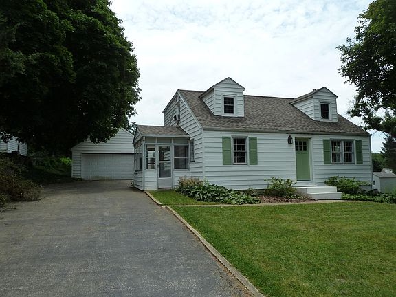 2 Car Garage & Side of Home