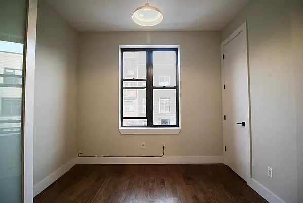 Rented by Hagstrom Management Inc | media 6