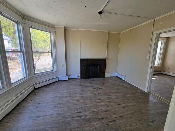 2nd image of 98 Ingalls Ave #2