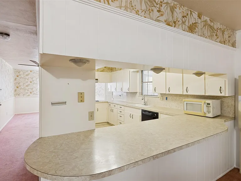 2303 Kipling St — Photo 10