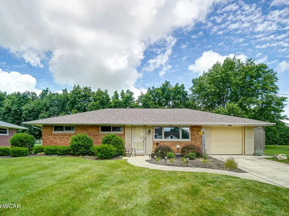 812 N Circle Dr, Wapakoneta, OH 45895