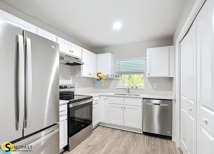 1st image of 15861 SW 33rd Avenue Rd #2