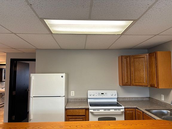 5th image of 1 Cheney St