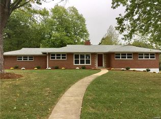 9722 Crestwick Dr, Saint Louis, MO
