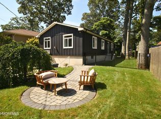2 Park Ave, Island Heights, NJ 08732