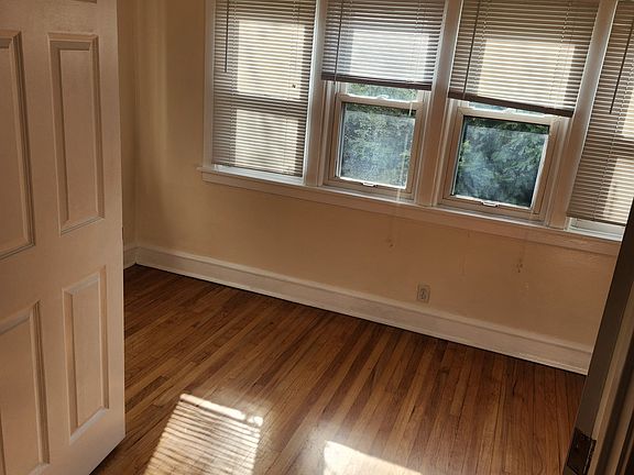 4th image of 616 Elgin Ave #A