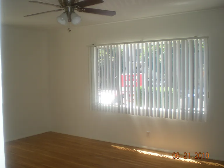 1730 Purdue Ave #2 — Photo 8