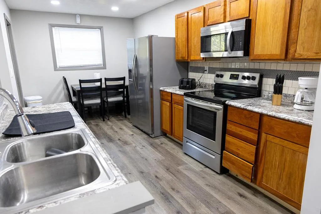 696 Gordon Smith Blvd #4 — Photo 4