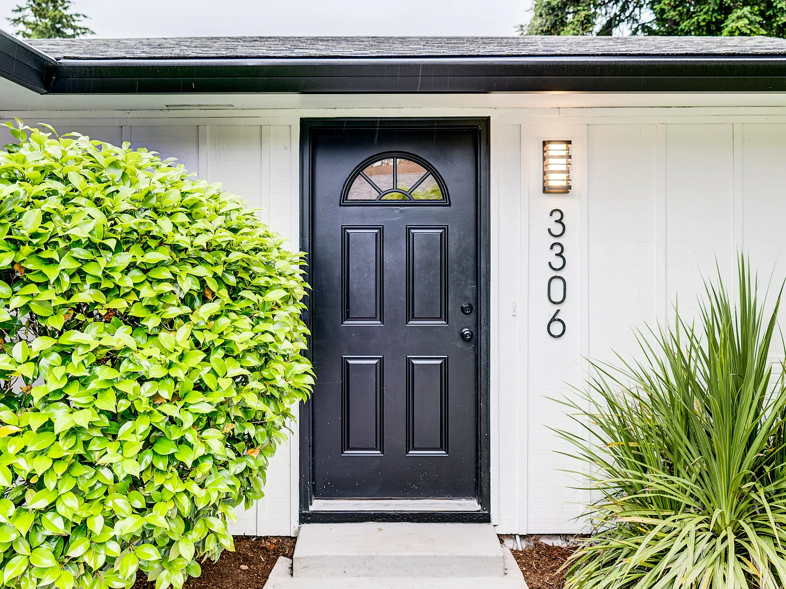 2 bed, 920 sqft, $1,895 — Photo 3
