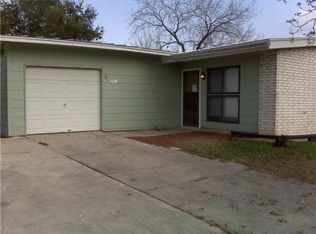 7418 Apple Valley Dr, San Antonio, TX 78242