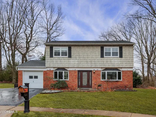 12 Cannonball Court, Hazlet, NJ 07730