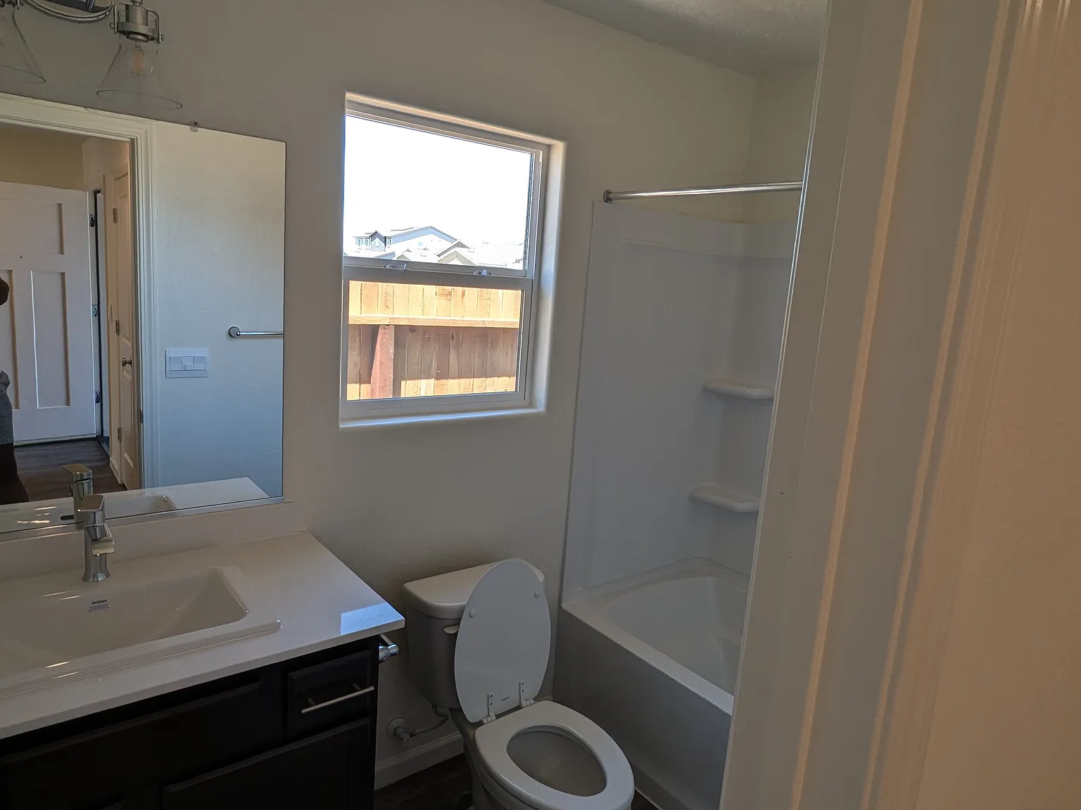 4 bed, 1509 sqft, $2,650 — Photo 3