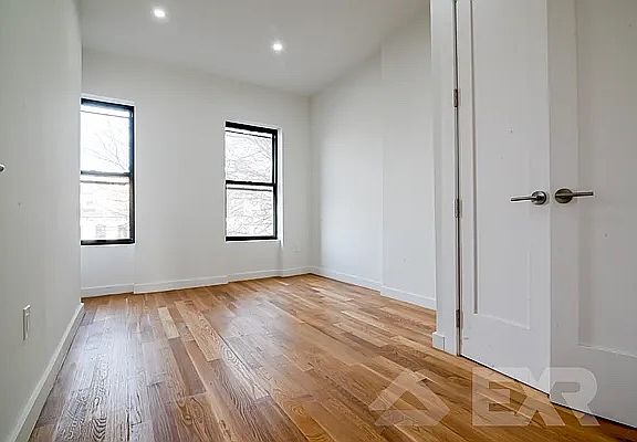 5th image of 203 Van Buren St #2A