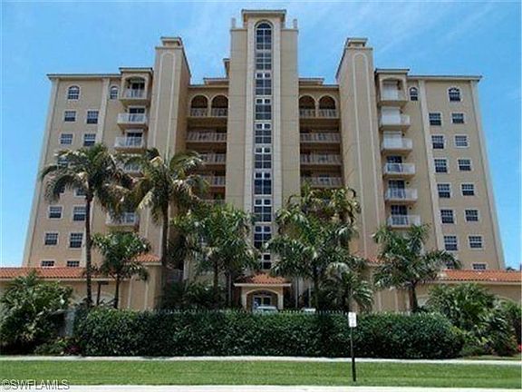 2nd image of 9577 Gulf Shore Dr APT 502