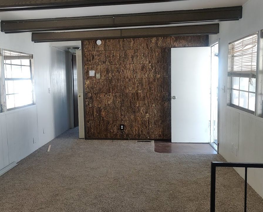 Beautiful Living Room area with Lots of Natural Light
