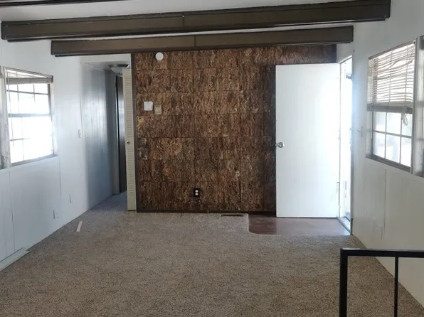 2627 S Lamb Blvd Trailer 296, Las Vegas, NV 89121