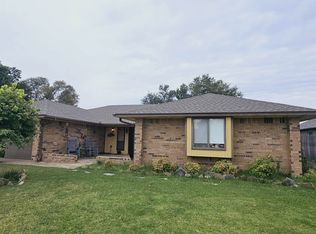 2002 Appomattox, Enid, OK 73703