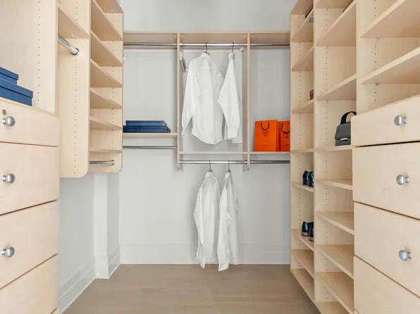 30 Main Street image 12 of 22