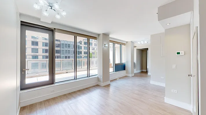 Rented by Bond New York | media 7