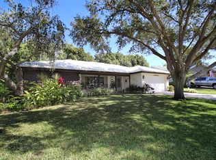 12111 70th Ave, Seminole, FL 33772