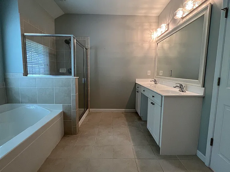 1516 Bouvier Pl — Photo 17