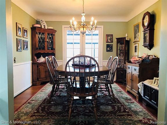 5th image of 1365 Blairmoor Ct