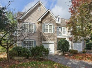 43 Cannon Ct, Basking Ridge, NJ 07920