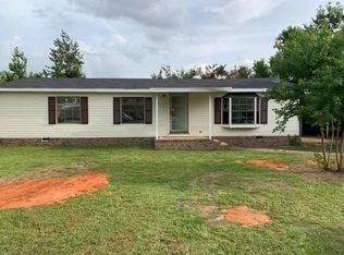 612 Heartwood Ln, Albany, GA 31705