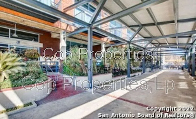 1 bed, 1.0 bath, 1280 sqft, $1,695 — Photo 3