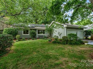 8216 Inverary Pl, Charlotte, NC 28226