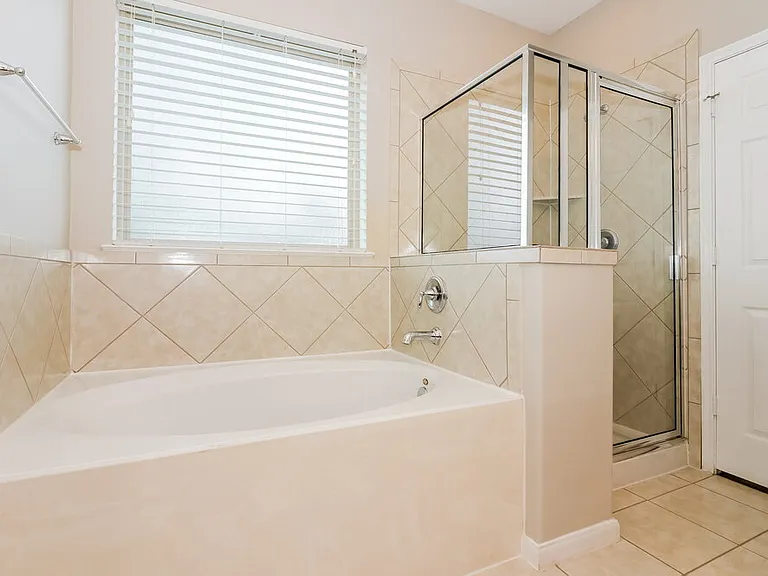 18746 Majestic Vista Ln — Photo 13