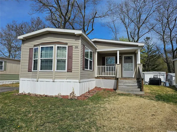 1964 -39 River Road, Calverton, NY 11933