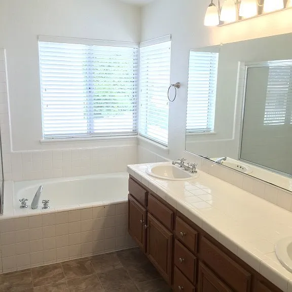 2196 Rancho Hills Dr — Photo 14