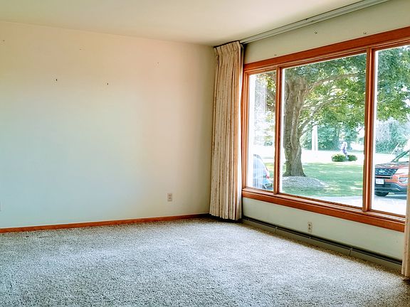 Large living room area 