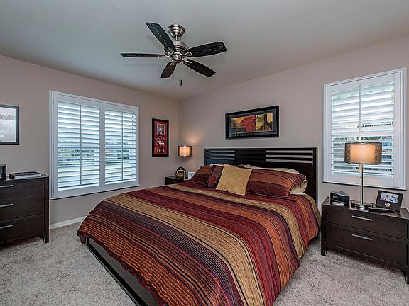 3rd image of 289 Robin Hood Cir Unit 204