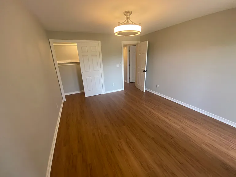 9986 Shamrock Ln — Photo 8