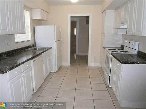 4th image of 2860 NW 24th Ct