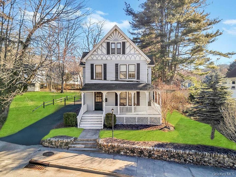 1st image of 204 Myrtle Avenue