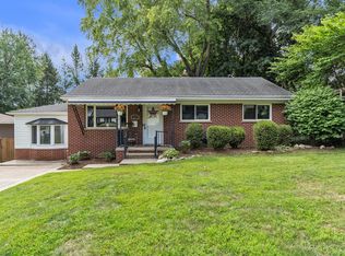 217 W McKay St, Saline, MI 48176