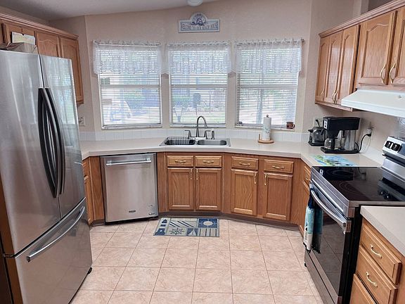 4th image of 3301 Lighthouse Way