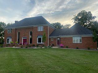 1111 Arthurs Ct, Quincy, IL 62305